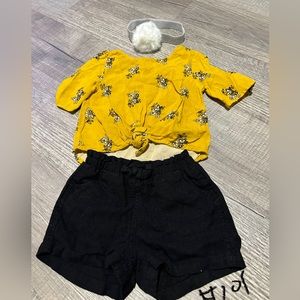 12-18 mos shorts/shirt/headband #101